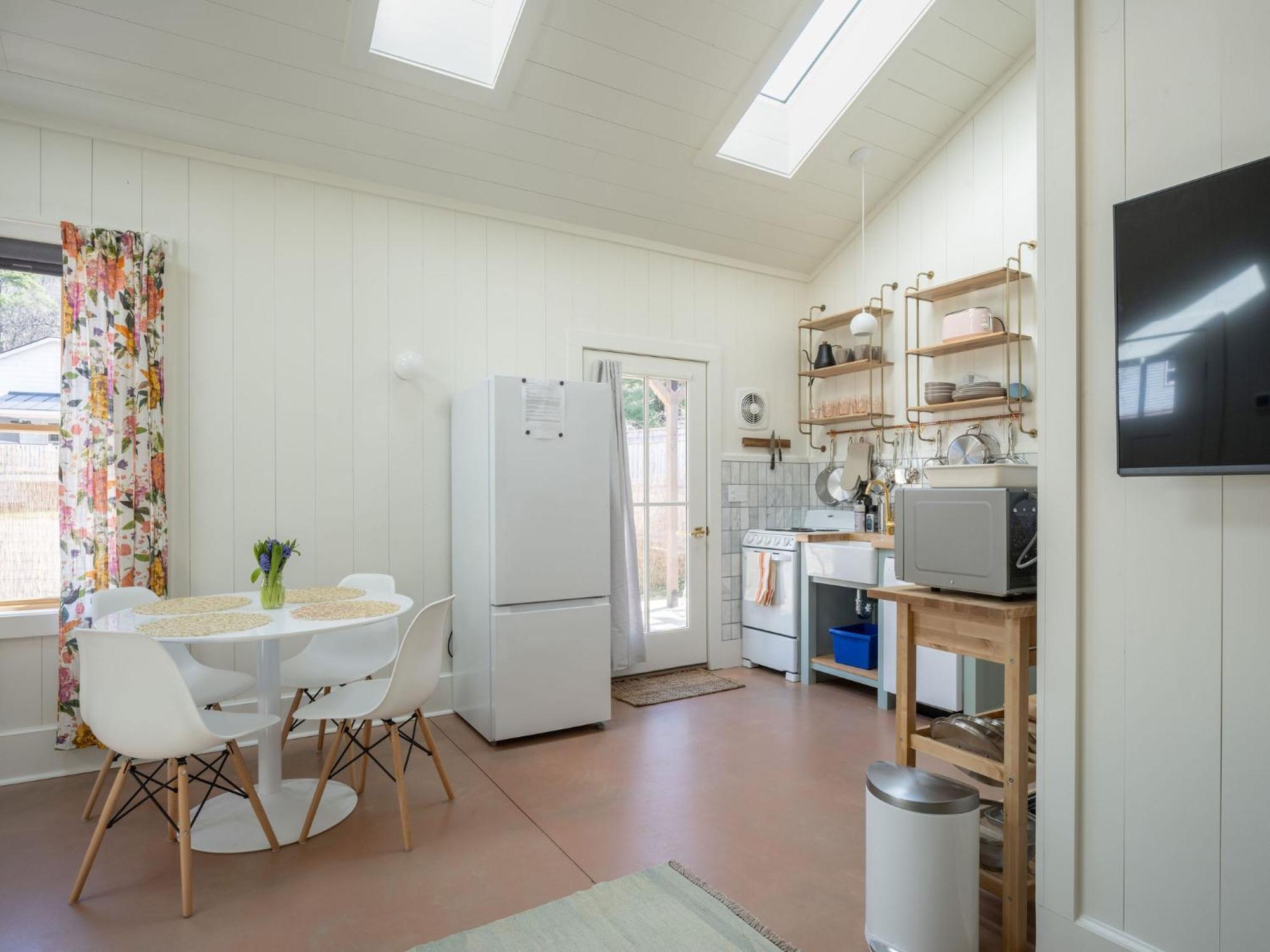 Queen City Bungalow & Cottages Μπέρλινγκτον Εξωτερικό φωτογραφία