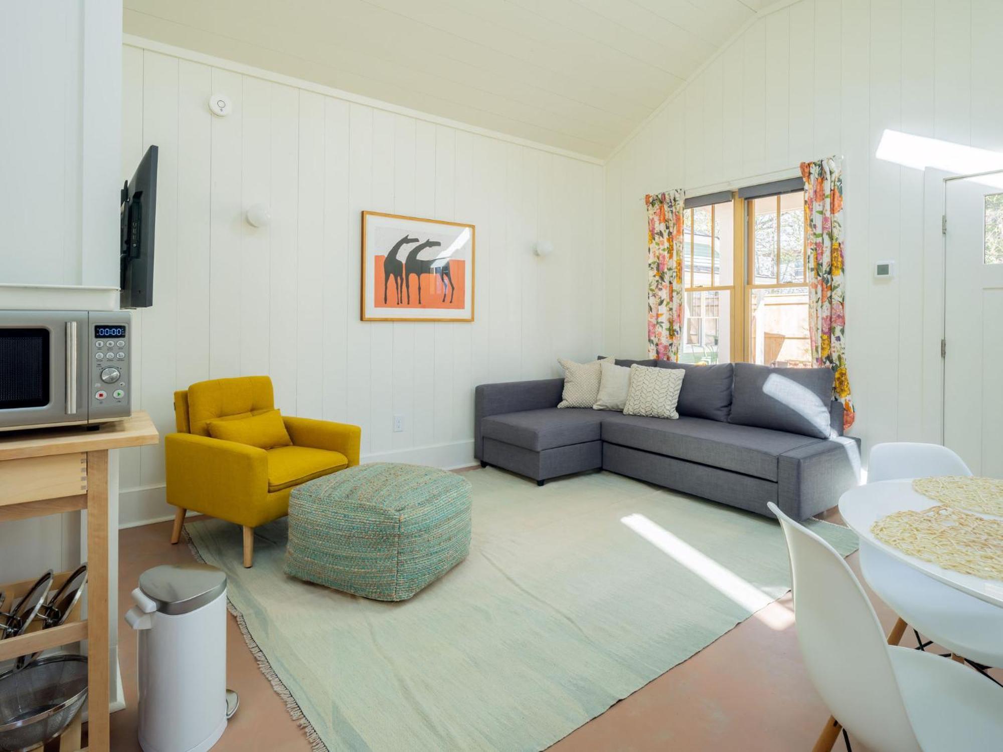 Queen City Bungalow & Cottages Μπέρλινγκτον Εξωτερικό φωτογραφία